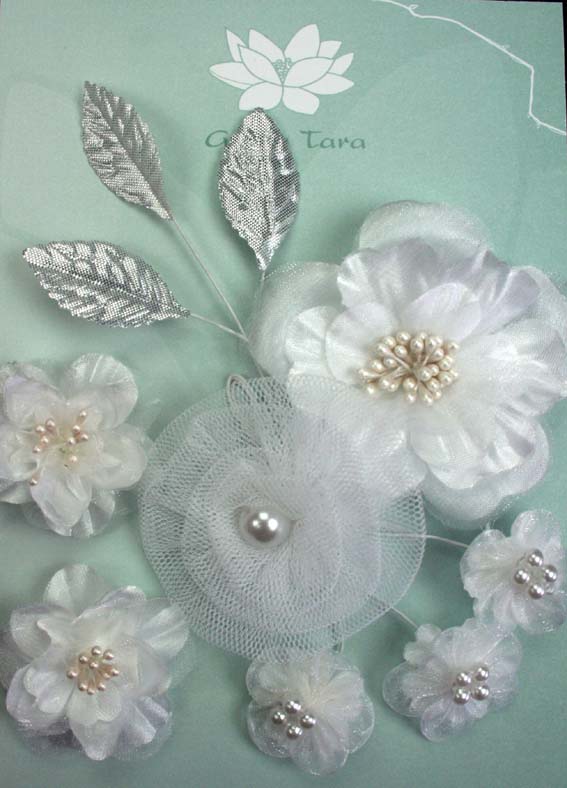 Green Tara Flower Pack - White
