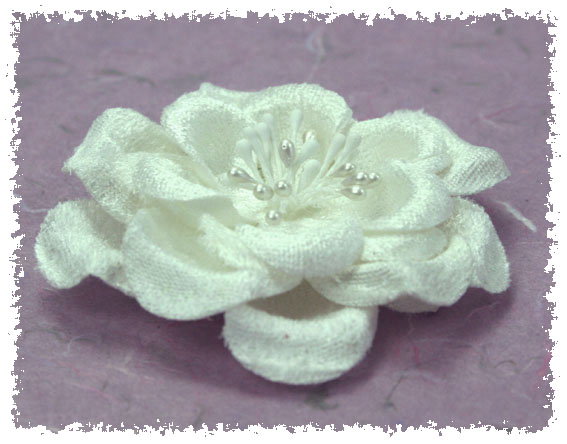 Green Tara  - Velvet Rose 8cm - White
